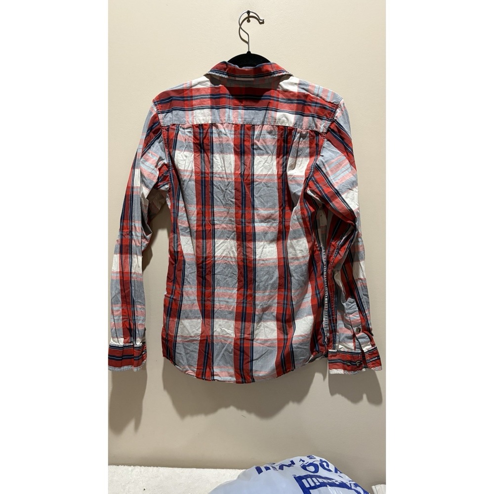 The‎ North Face 100% Cotton Red Plaid Button Up Shirt Men's Size Small EUC - Picture 2 of 6